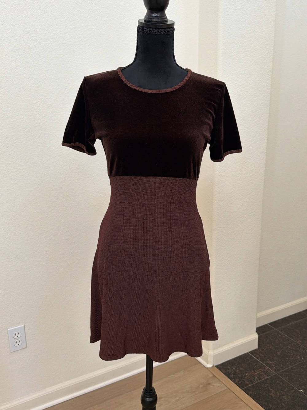 Vintage Y2K Brown Velvet Babydoll Mini Dress 4P